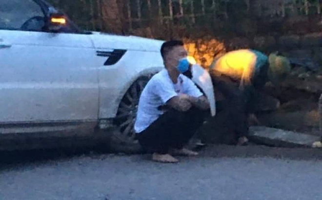 Giang hồ mạng Huấn Hoa Hồng lái xe Range Rover gặp nạn ở Yên Bái - Ảnh 1.
