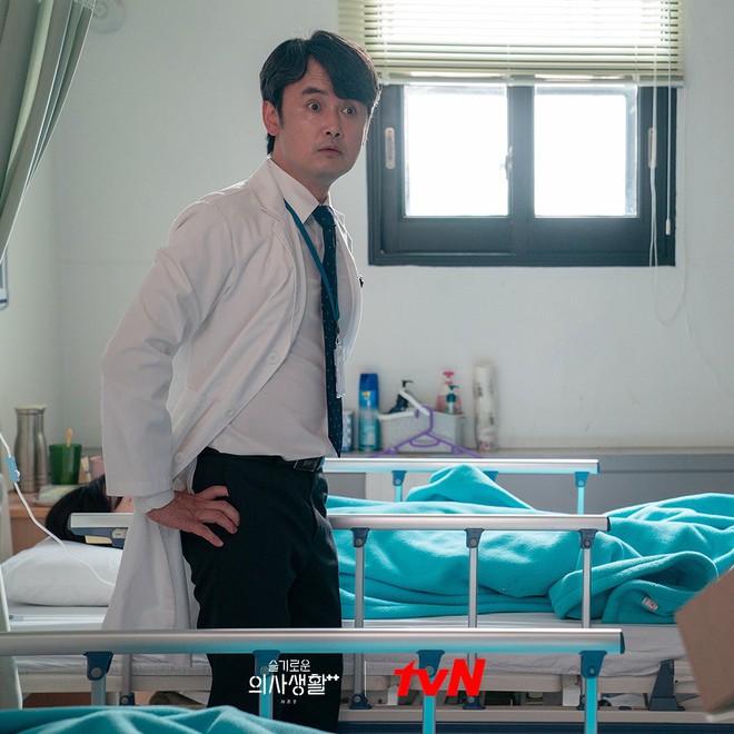 10 màn cameo kinh điển ở Hospital Playlist: Toàn sao cỡ bự từ Reply và Prison Playbook, mời cả VĐV Olympic thì ghê rồi! - Ảnh 16.