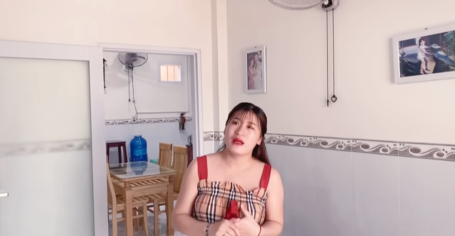 Review nhà của Lộc Fuho - "thánh" livestream mới: Không gian sống nhỏ nhưng đủ tiện nghi, so với lúc chưa vợ khác xa trời vực - Ảnh 4.