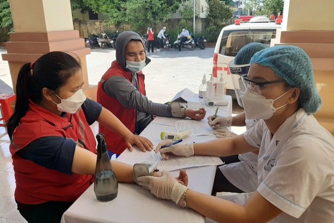 Diễn biến dịch ngày 24/8: Lãnh đạo Cuba khẳng định chuyển 10 triệu liều vắc xin cho Việt Nam; Đề nghị thông quan nhanh nhất cho 31 triệu liều vaccine Pfizer - Ảnh 1.