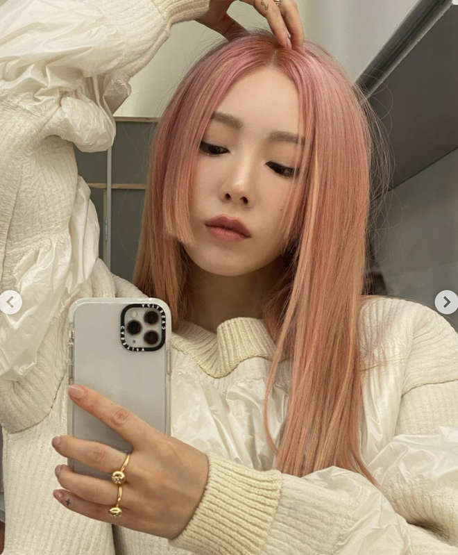 Bí mật đằng sau chiếc ốp lưng đắt đỏ của Taeyeon (SNSD), có gì mà khiến netizen vỗ tay ầm ầm? - Ảnh 2.