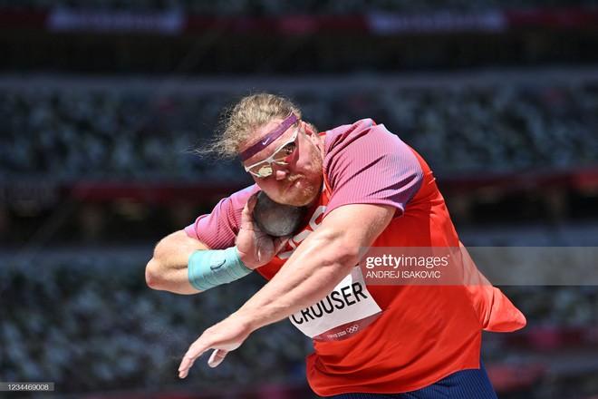 Nh&agrave; v&ocirc; địch Olympic Tokyo 2020 g&acirc;y x&uacute;c động với lời tri &acirc;n: &Ocirc;ng nội &agrave;, ch&uacute;ng ta l&agrave;m được rồi - Ảnh 2.