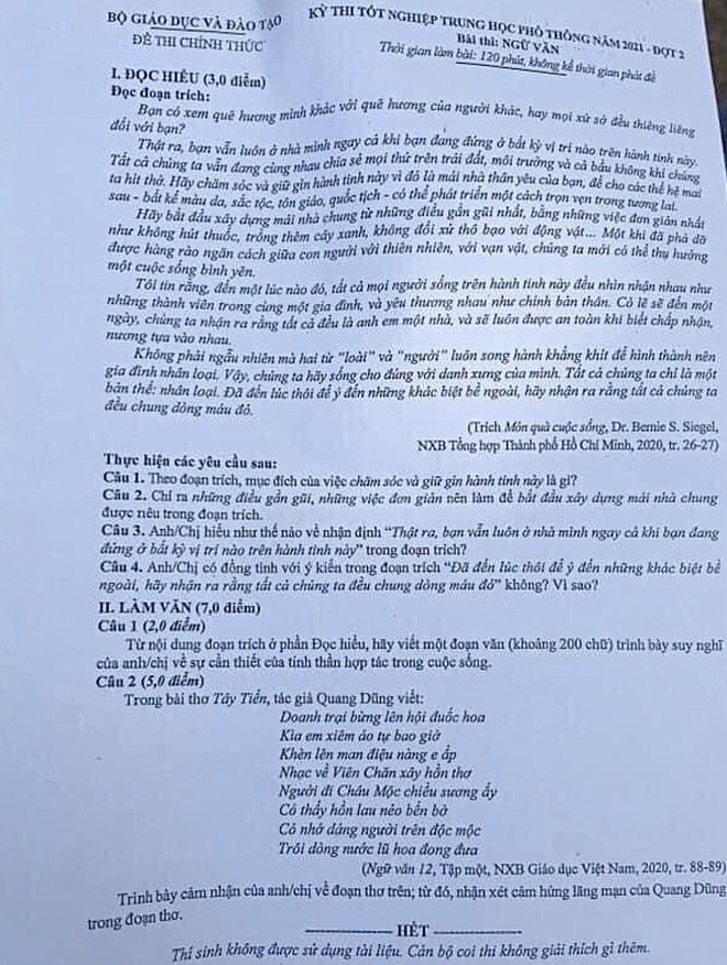 Đề thi Văn tốt nghiệp THPT đợt 2 ít câu hỏi mở, dự đoán phổ điểm từ 7-8 - Ảnh 1.
