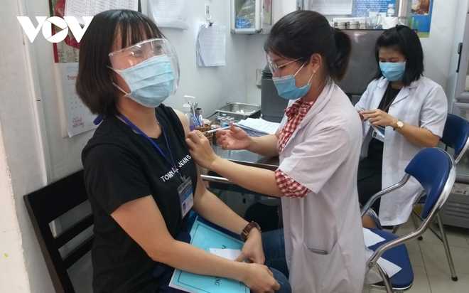 Khánh Hòa: Đặt mua 700.000 liều vaccine Nanocovax để tiêm miễn phí cho người dân - Ảnh 1.