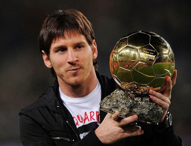 Toàn bộ sự nghiệp vĩ đại của Messi tại Barcelona qua ảnh - Ảnh 12.