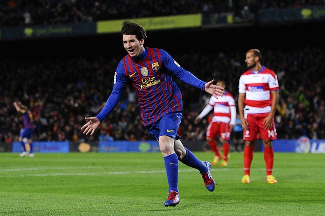 Toàn bộ sự nghiệp vĩ đại của Messi tại Barcelona qua ảnh - Ảnh 17.