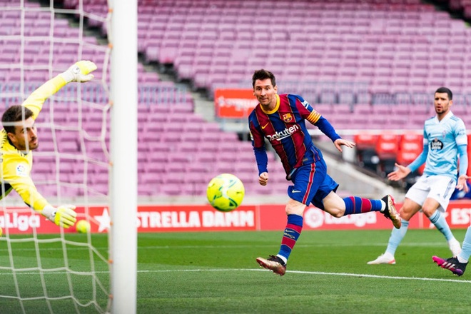 Toàn bộ sự nghiệp vĩ đại của Messi tại Barcelona qua ảnh - Ảnh 31.