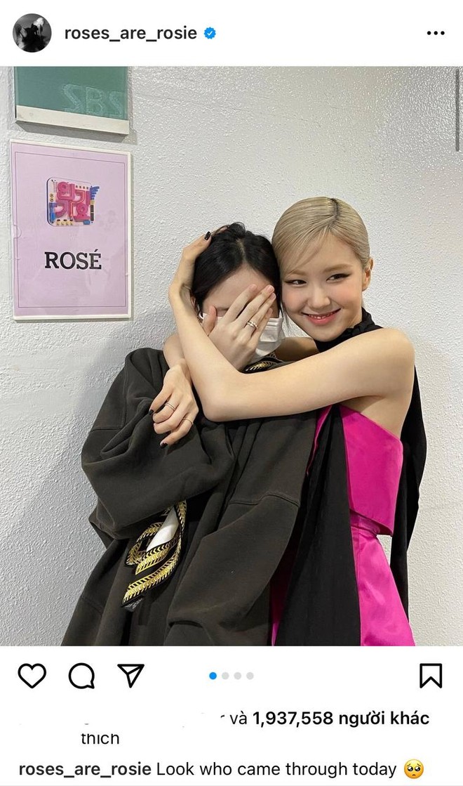 Rosé đánh úp khi Lisa quay cảnh solo trong How You Like That lại còn chụp ảnh như fan, được đáp lễ bằng cách bất ngờ không kém - Ảnh 5.