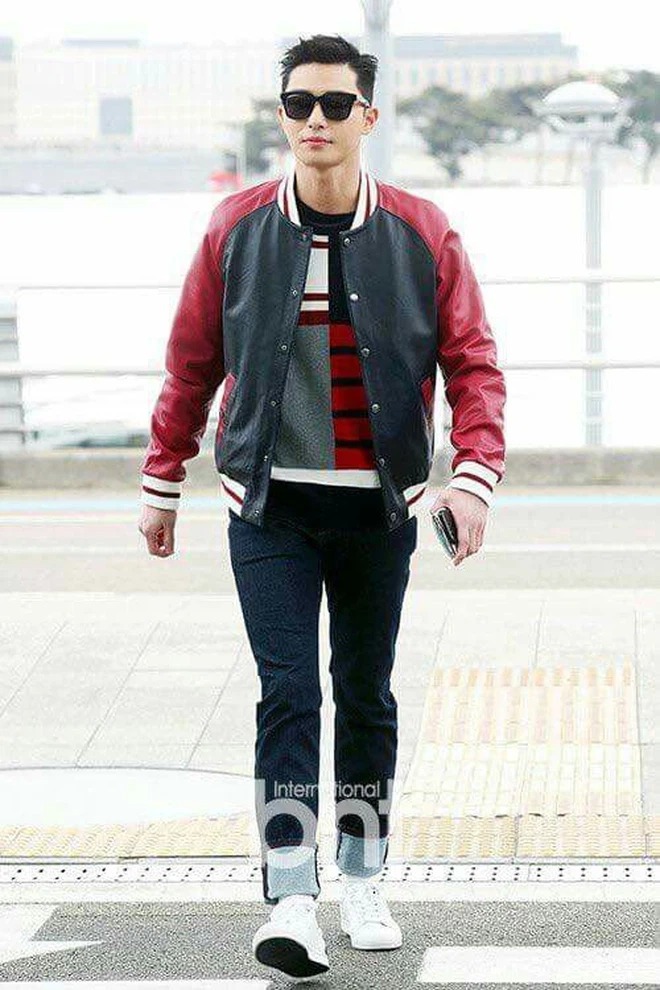 Gần 3 triệu người phát cuồng vì ảnh Park Seo Joon... ngồi ghế, tất cả chỉ dán mắt vào 1 bộ phận này của tài tử Captain Marvel - Ảnh 7. Gần 3 triệu người phát cuồng vì ảnh Park Seo Joon... ngồi ghế, tất cả chỉ dán mắt vào 1 bộ phận này của tài tử Captain Marvel - Ảnh 7.