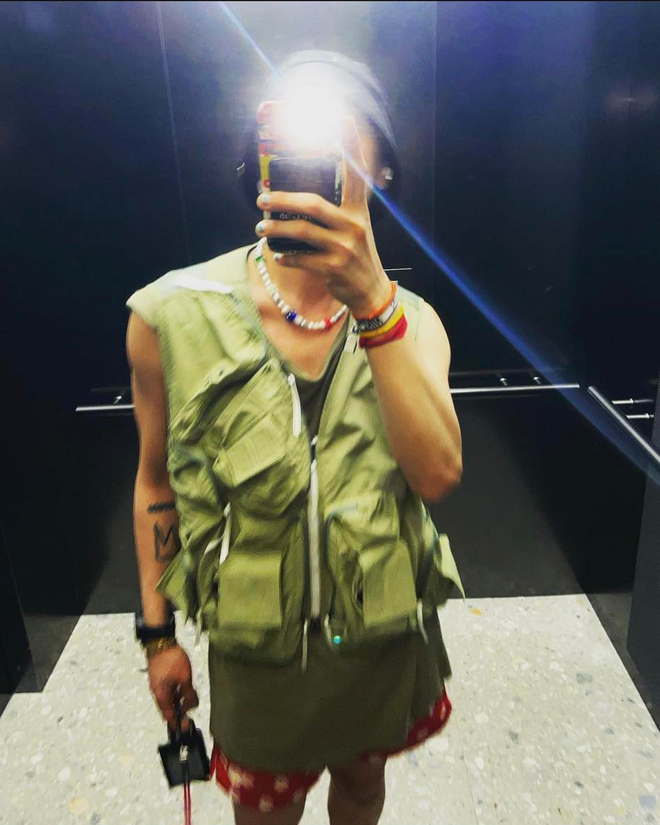 Soi giá phụ kiện iPhone của G-Dragon mà choáng, không hổ danh là ông hoàng Kpop - Ảnh 4.