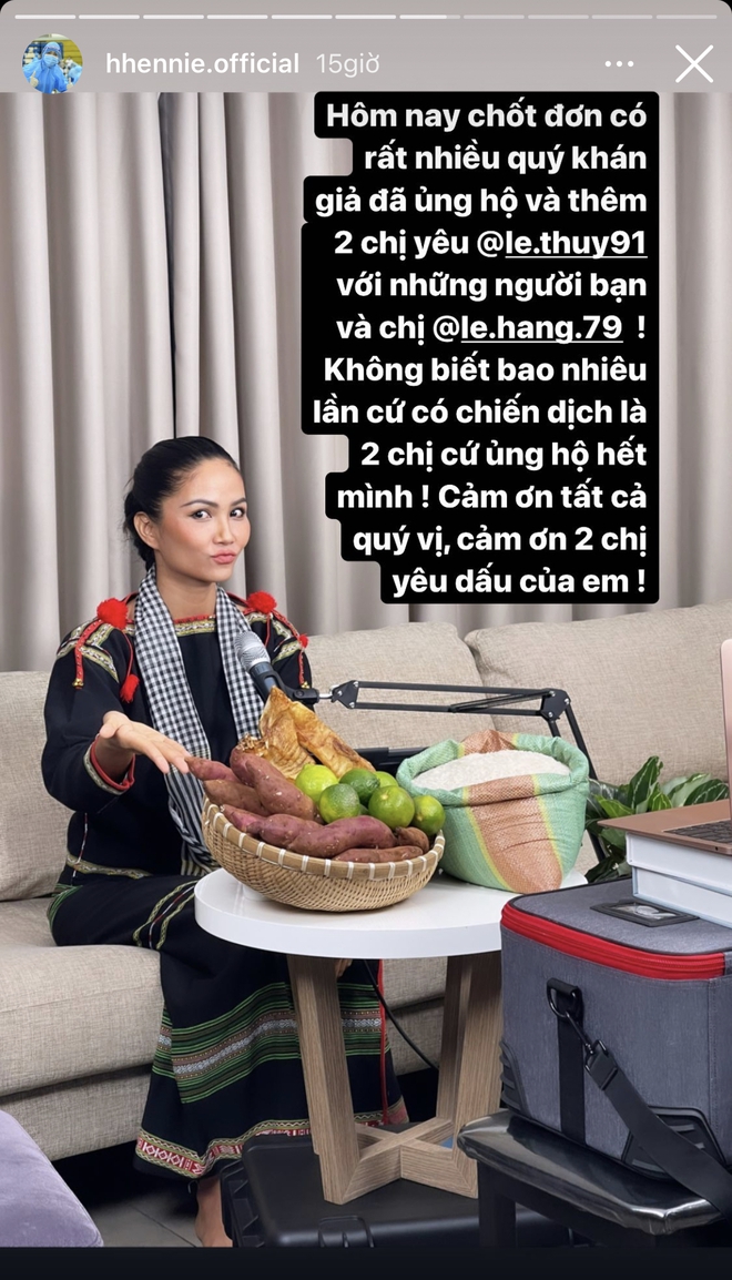 Thời tới cản kh&ocirc;ng kịp: 1 Hoa hậu Vbiz livestream b&aacute;n h&agrave;ng, chốt 1200 đơn v&agrave; thu về 240 triệu chỉ trong 90 ph&uacute;t gi&uacute;p b&agrave; con n&ocirc;ng d&acirc;n - Ảnh 3.
