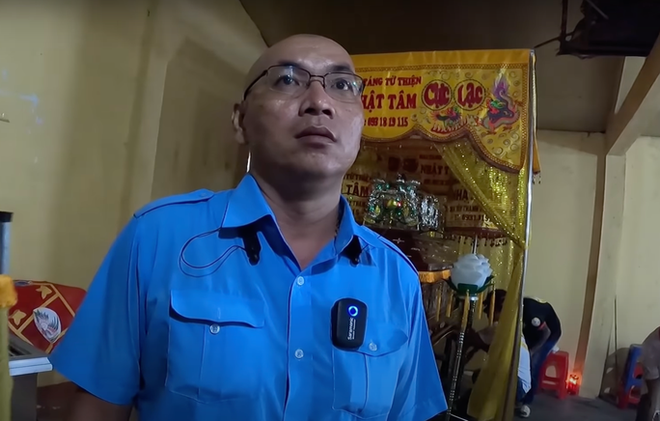 B&agrave;n giao tro cốt của bệnh nh&acirc;n Covid-19 tử vong đến tận gia đ&igrave;nh l&agrave; chủ trương nh&acirc;n văn, kịp thời - Ảnh 2.