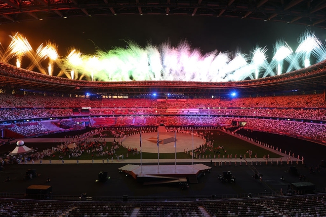 Bế mạc Olympic Tokyo 2020: Không dài lê thê phát buồn ngủ như khai mạc, ngày khép lại Thế vận hội đặc biệt nhất lịch sử tràn ngập tiếng cười, lắng đọng và ấn tượng - Ảnh 3.