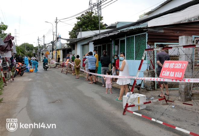 TP.HCM: Không cấp giấy chứng nhận cho F0 tự điều trị ở nhà mà không khai báo - Ảnh 2.