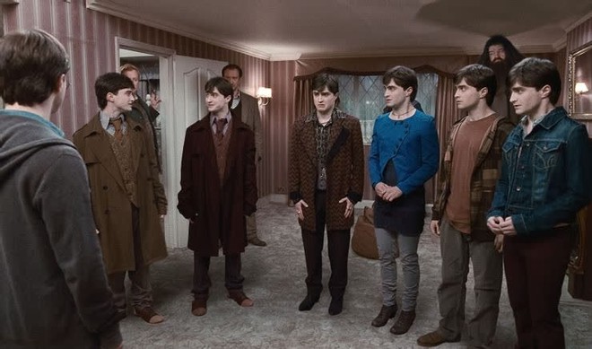 6 sự thật té ngửa ở hậu trường Harry Potter: Phần 5 phải dừng quay vì Hermione và Harry, tạo hình Voldemort suýt nữa thì khác - Ảnh 2.