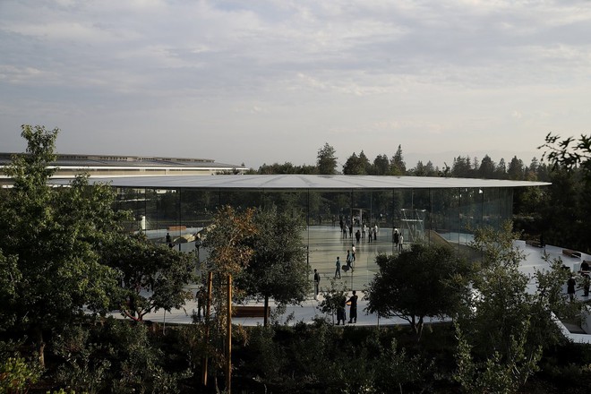 Cận cảnh Apple Park: Văn phòng đẹp nhất thế giới trị giá 5 tỷ USD, nơi tổ chức buổi ra mắt iPhone 13 đêm nay! - Ảnh 11.
