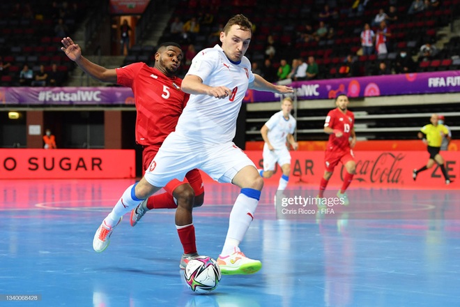 Đối thủ cạnh tranh trực tiếp của futsal Việt Nam thua đậm CH Czech ở trận ra quân World Cup 2021 - Ảnh 1.