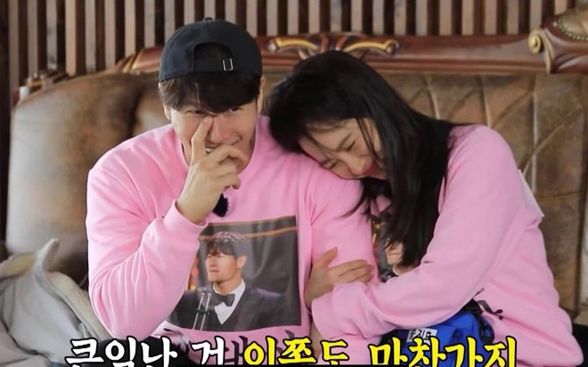 Mẹ Kim Jong Kook phát khóc khi rapper Jessi muốn có con với con trai mình? - Ảnh 1.