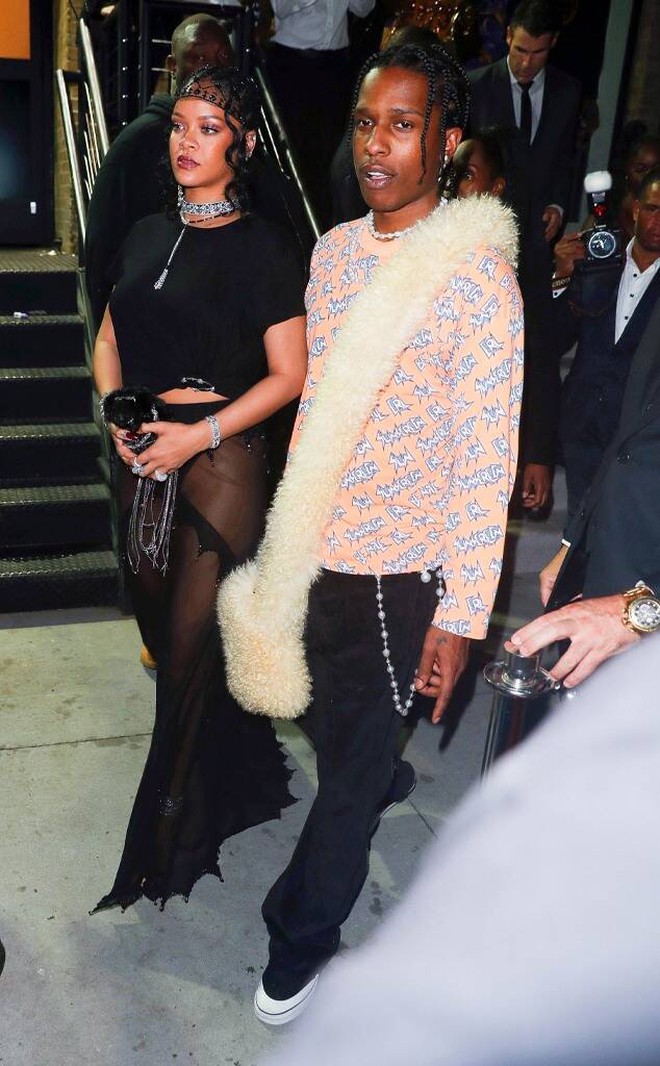 rs634x1024-210914043500-634-rihanna-asap-rocky-met-gala-after-party-outfit-change-091421-1631668687156592652255.jpg