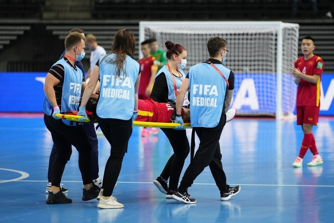 Quả cảm cầm hòa đội bóng hàng đầu thế giới, tuyển futsal Việt Nam hiên ngang vào vòng 1/8 World Cup 2021 - Ảnh 8.