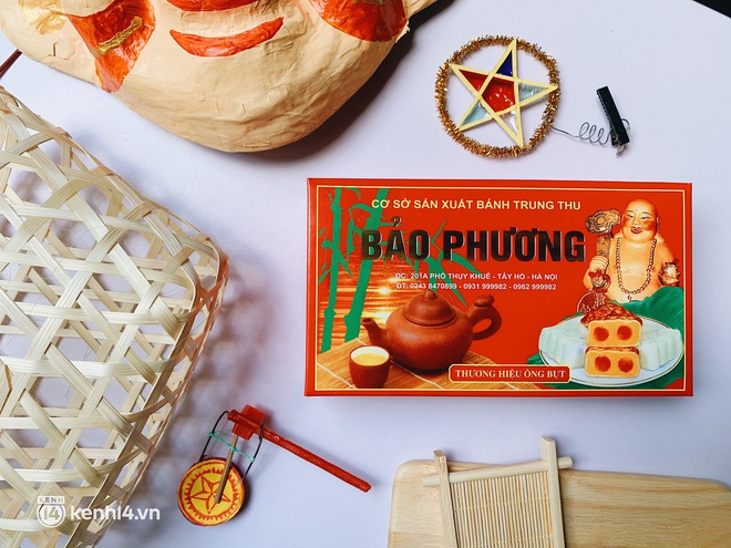 Trên tay hộp bánh Trung thu hot nhất Hà Nội, phải cầu cứu mới mua được: Hương vị có thật sự xuất sắc như lời đồn? - Ảnh 3. Trên tay hộp bánh Trung thu hot nhất Hà Nội, phải cầu cứu mới mua được: Hương vị có thật sự xuất sắc như lời đồn? - Ảnh 3.