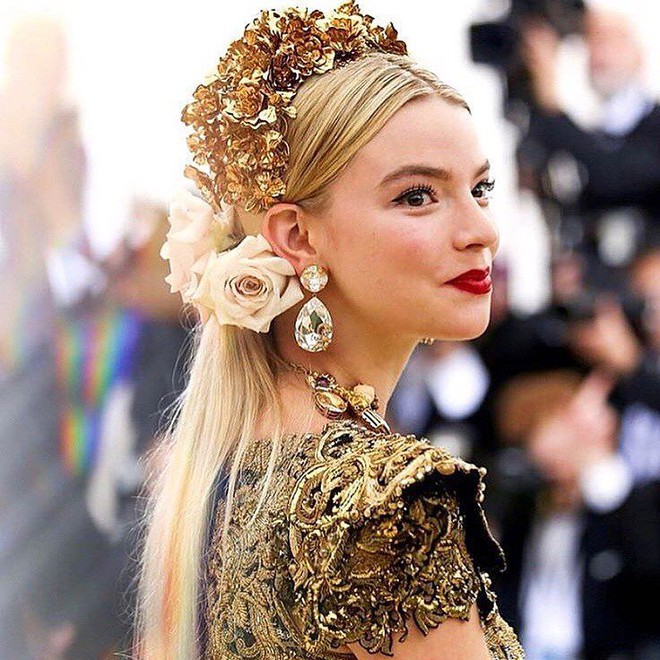 Nếu đỉnh Olympus có gửi xuống trần thế một nữ thần, đó chắc chắn là Anya Taylor-Joy! - Ảnh 10.