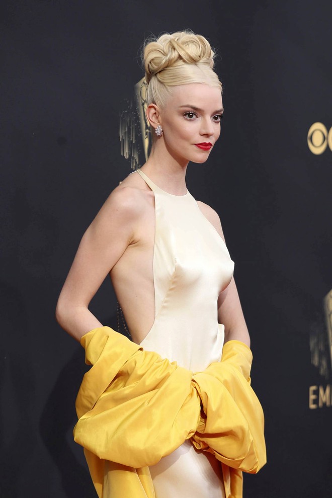 Nếu đỉnh Olympus có gửi xuống trần thế một nữ thần, đó chắc chắn là Anya Taylor-Joy! - Ảnh 1.