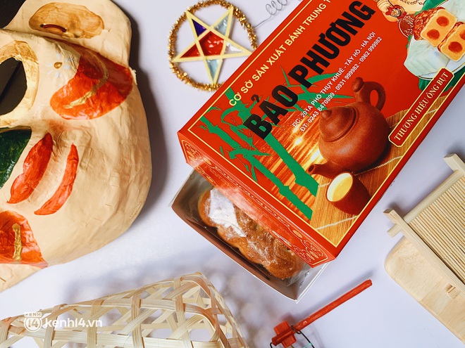 Trên tay hộp bánh Trung thu hot nhất Hà Nội, phải cầu cứu mới mua được: Hương vị có thật sự xuất sắc như lời đồn? - Ảnh 5. Trên tay hộp bánh Trung thu hot nhất Hà Nội, phải cầu cứu mới mua được: Hương vị có thật sự xuất sắc như lời đồn? - Ảnh 5.