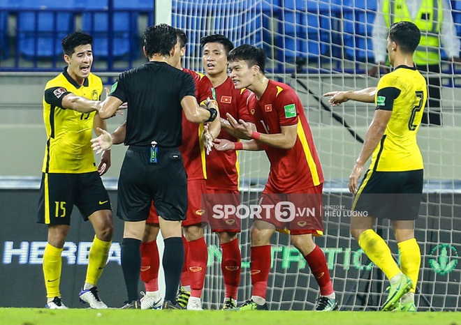 Những đối thủ bảng B khao khát phục thù tuyển Việt Nam ở AFF Cup 2020 - Ảnh 2.