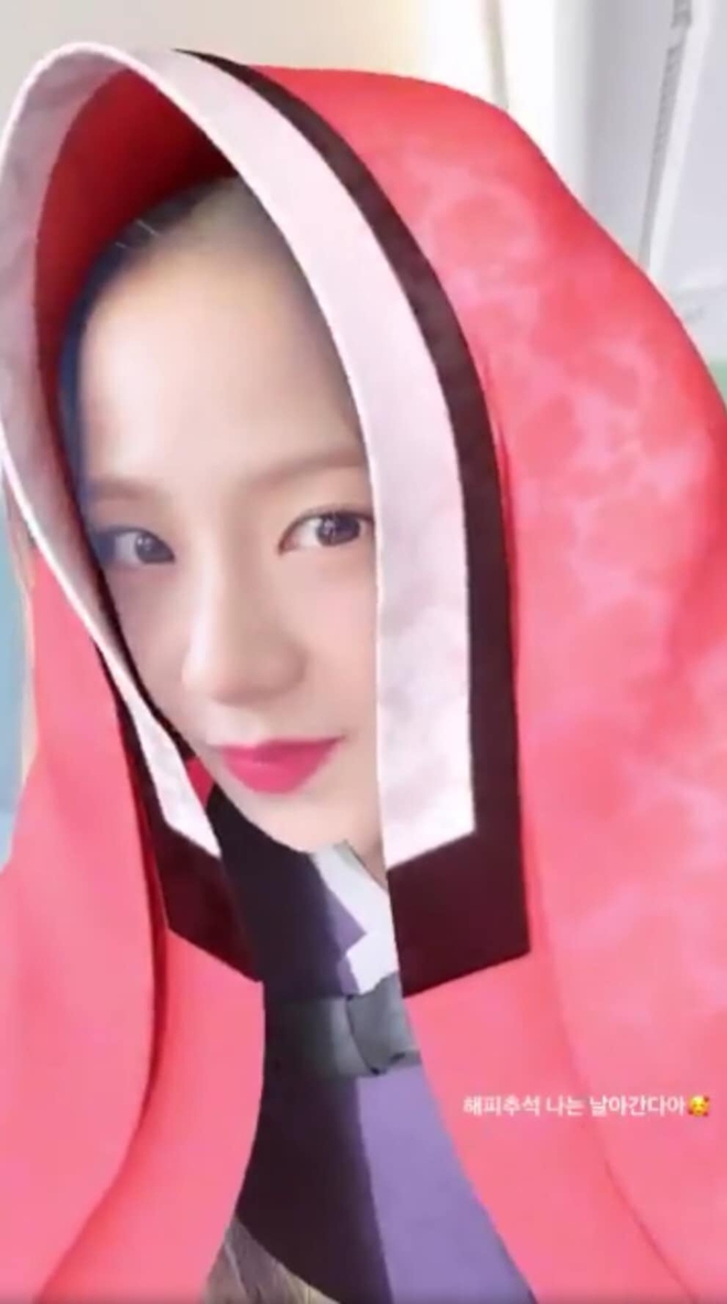 Jisoo (BLACKPINK) được netizen gọi là chúa tể filter, chỉ cần soi ảnh selfie sẽ hiểu vì sao! - Ảnh 5.