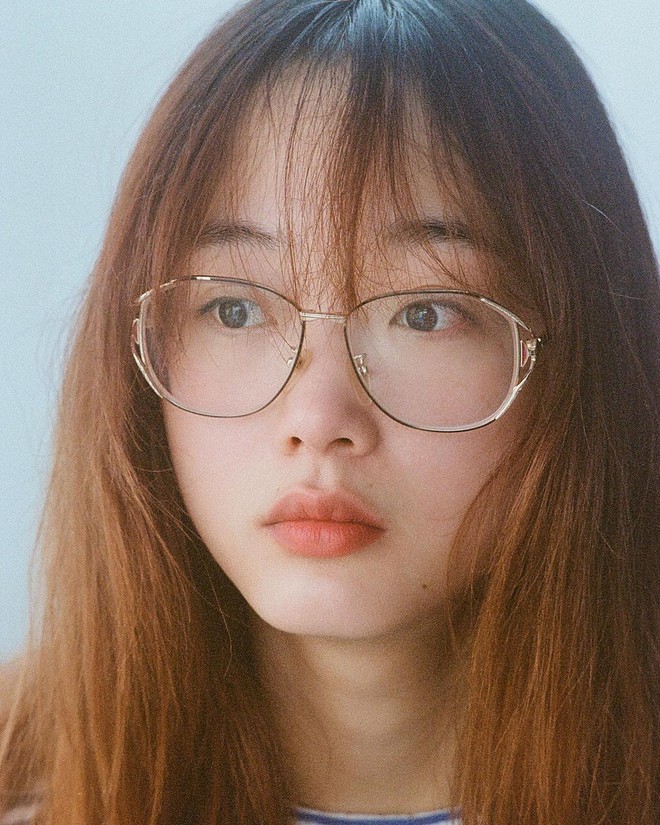 Bao nhiêu năm Kbiz mới tìm ra nhan sắc giống nữ thần Sulli, khí chất đỉnh như Lee Sung Kyung: Hoá ra là mỹ nhân của cơn sốt Squid Game? - Ảnh 8.