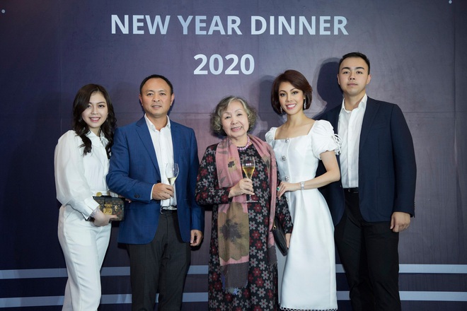 Nguyễn Hoàng Việt - cậu cả Sơn Kim Group sở hữu loạt dự án BĐS trị giá nghìn tỷ, chuỗi siêu thị GS25 và nhiều hơn thế nữa - Ảnh 2. Nguyễn Hoàng Việt - cậu cả Sơn Kim Group sở hữu loạt dự án BĐS trị giá nghìn tỷ, chuỗi siêu thị GS25 và nhiều hơn thế nữa - Ảnh 2.