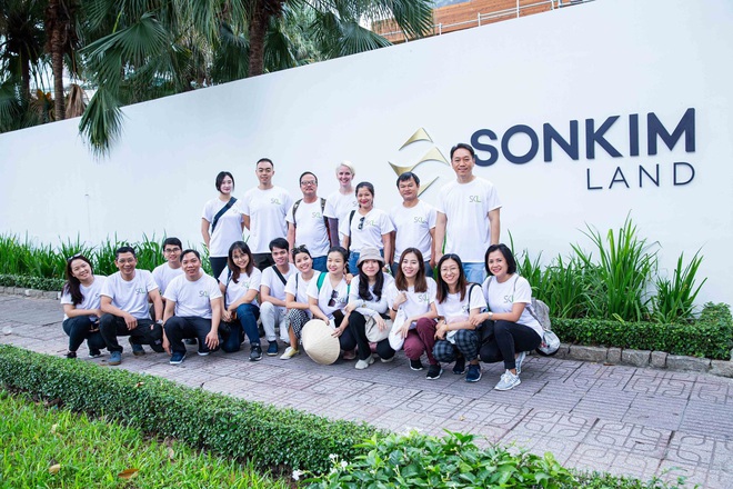 Nguyễn Hoàng Việt - cậu cả Sơn Kim Group sở hữu loạt dự án BĐS trị giá nghìn tỷ, chuỗi siêu thị GS25 và nhiều hơn thế nữa - Ảnh 8. Nguyễn Hoàng Việt - cậu cả Sơn Kim Group sở hữu loạt dự án BĐS trị giá nghìn tỷ, chuỗi siêu thị GS25 và nhiều hơn thế nữa - Ảnh 8.