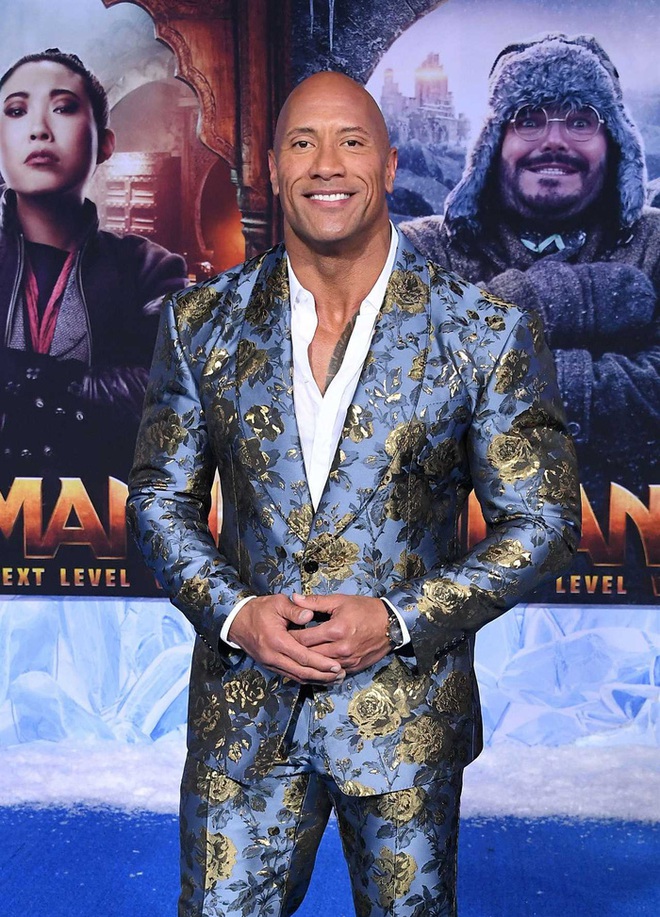 Một mỹ nh&acirc;n 24 tuổi vượt mặt The Rock v&agrave; cả Ariana Grande, gi&agrave;nh vị tr&iacute; người c&oacute; số follower Instagram cao thứ 2 thế giới - Ảnh 1.