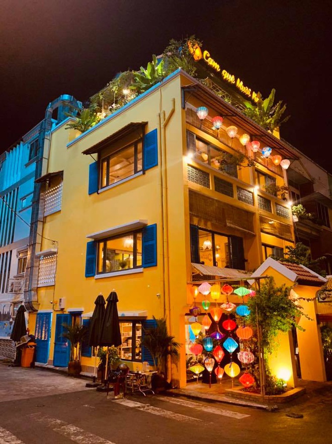Mạnh miệng "bao trọn đời" đội tuyển Việt Nam tại quán mình, Trường Giang bị dân mạng hỏi đểu: Anh chắc chưa? - Ảnh 8. Mạnh miệng "bao trọn đời" đội tuyển Việt Nam tại quán mình, Trường Giang bị dân mạng hỏi đểu: Anh chắc chưa? - Ảnh 8.