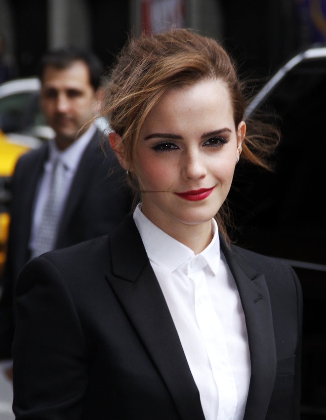 Không nhận ra Hermione Emma Watson ngày nào: Đi phi cơ riêng nhưng ngoại hình già xọm kém sắc đến ngỡ ngàng - Ảnh 13.