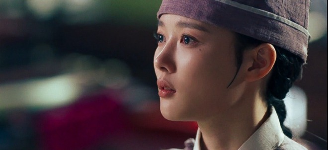 Bom tấn cổ trang mới lên sóng 2 tập, Kim Yoo Jung đã lộ hint kết thảm khiến netizen khóc ròng - Ảnh 6.