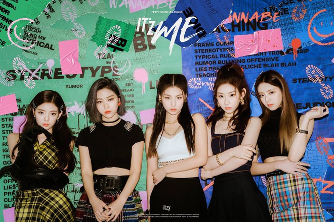 ITZY bị tố học hỏi trang phục nh&oacute;m nữ họ h&agrave;ng xa của TWICE, Knet vừa b&ecirc;nh, vừa khịa concept một m&agrave;u - Ảnh 5.