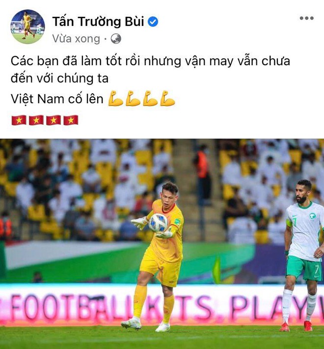 Cầu thủ tuyển Việt Nam: Giữ vững tinh thần, ngẩng đầu mà đi - Ảnh 4.