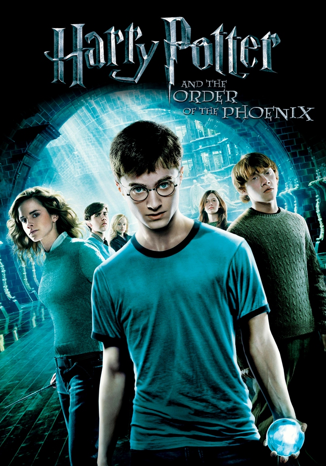 Thách bạn tìm ra điểm KÌ DỊ ở poster Harry Potter này, một nhân vật bị hủy dung đang chờ hội tinh mắt cứu mạng! - Ảnh 2.