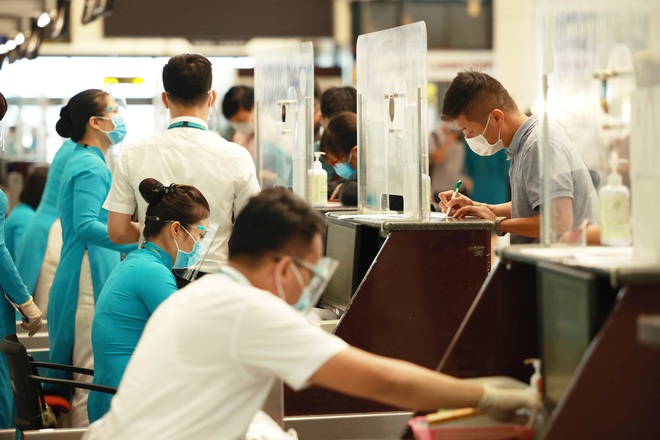 Cảnh tượng &lsquo;th&iacute;ch mắt&rsquo; nhưng khiến Tổng Gi&aacute;m đốc Vietnam Airlines muốn qu&ecirc;n nhất năm 2021! - Ảnh 13.