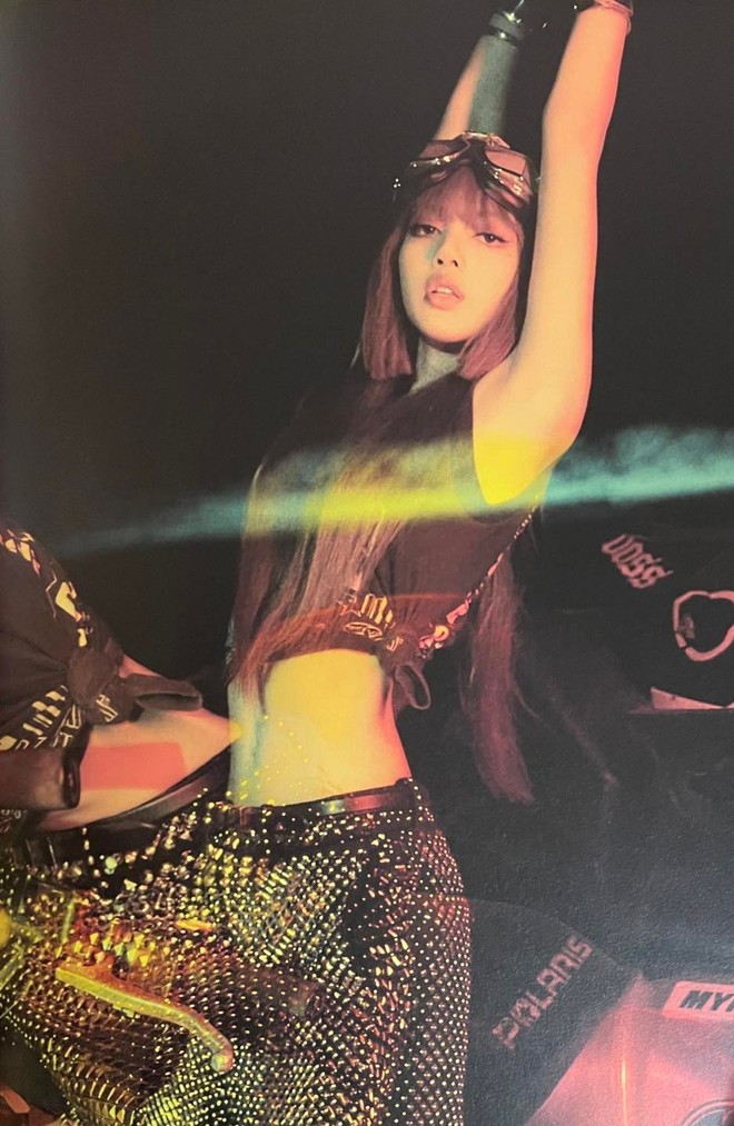 "Eyewash"  with Lisa's photobook: Truly the most beautiful face in the world is different!  - Photo 9.