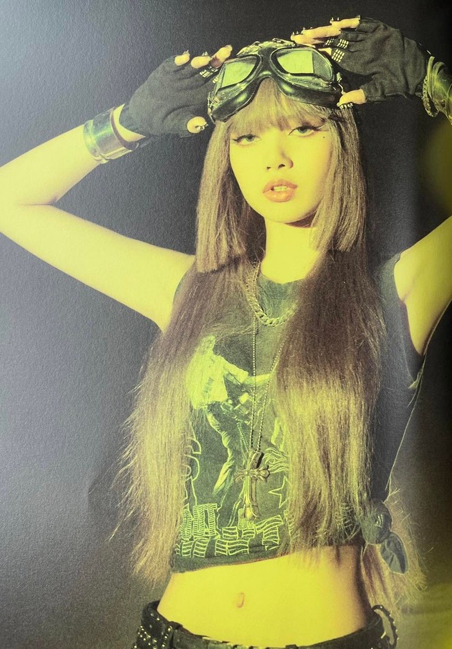 "Eyewash"  with Lisa's photobook: Truly the most beautiful face in the world is different!  - Photo 9.