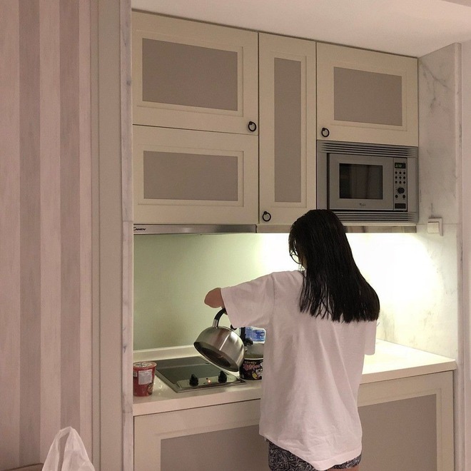 Ở thành phố lương 20 triệu/ tháng đến 40 tuổi vẫn chưa mua được nhà, về quê mua đất nuôi cá và trồng thêm rau thì sao? - Ảnh 2. Ở thành phố lương 20 triệu/ tháng đến 40 tuổi vẫn chưa mua được nhà, về quê mua đất nuôi cá và trồng thêm rau thì sao? - Ảnh 2.