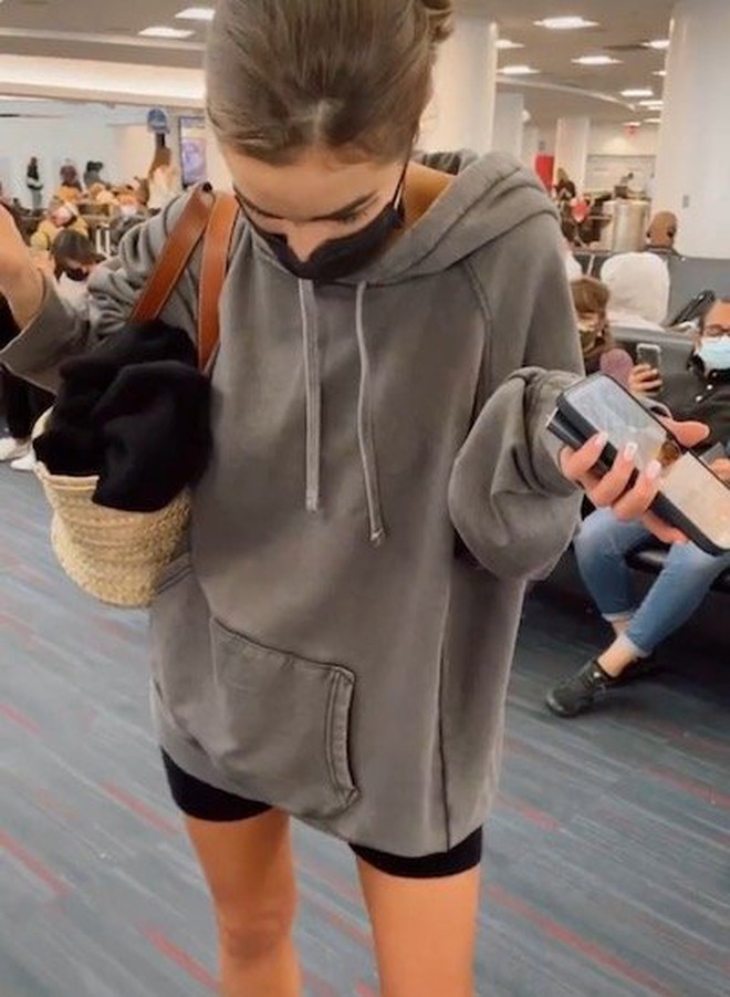 americanairlinesoliviaculpooutfit-16422392172102141237112.jpeg