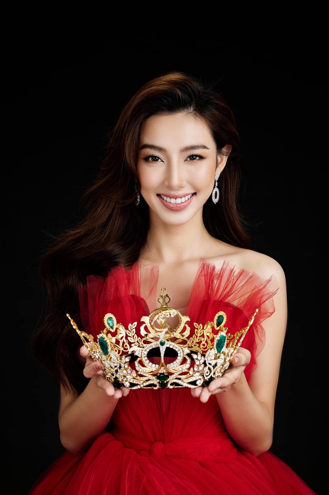 Hoa hậu Thùy Tiên sẽ xuất hiện ở Táo Xuân 2022 đêm Giao thừa, đóng vai gì thì vẫn là một bí ẩn! - Ảnh 1.