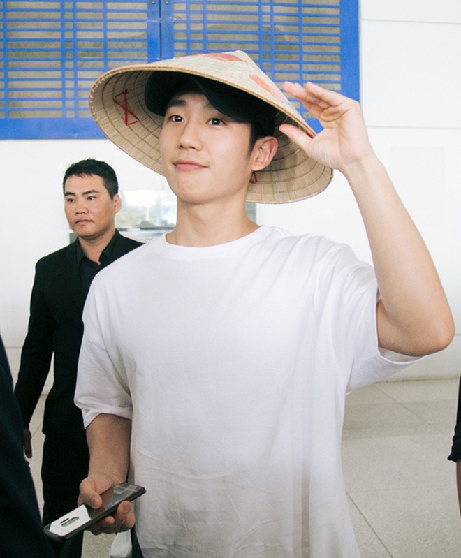 jung-hae-in-tai-viet-nam-15-1642242169321723158809.jpeg