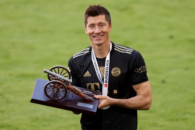 FIFA The Best 2021, cơ hội để Robert Lewandowski phục thù Lionel Messi? - Ảnh 2.