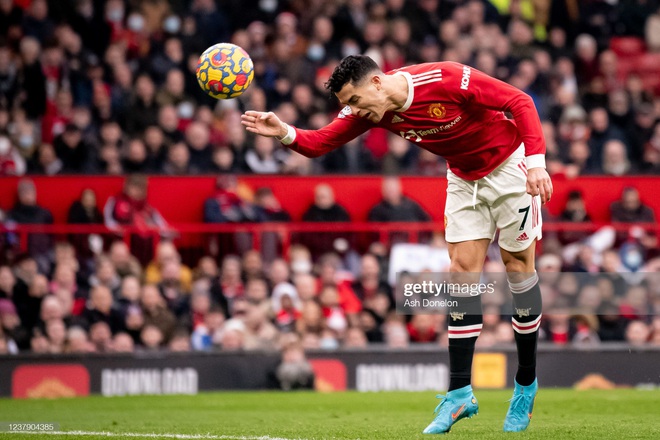 MU thắng West Ham siêu kịch tính ở phút bù giờ cuối, chính thức chen chân vào top 4 - Ảnh 9.