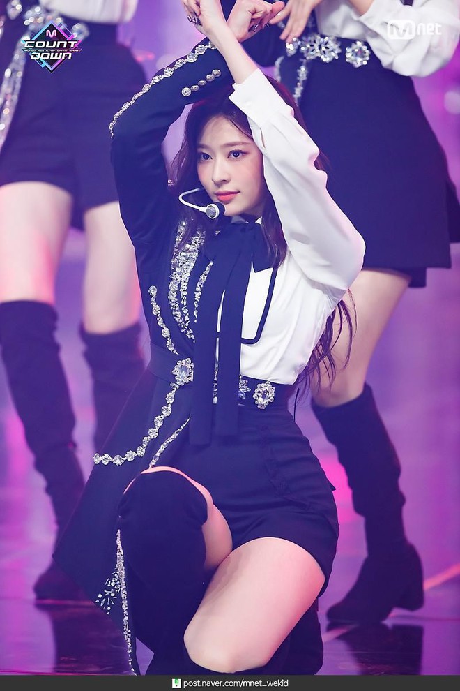 Một nhóm nữ được khen visual, concept đỉnh nhất Kpop: BLACKPINK hay TWICE cũng không đọ lại? - Ảnh 10.